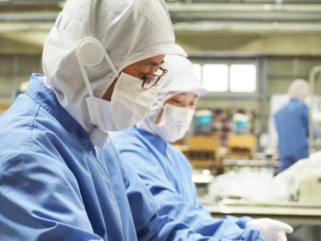 キャラカードの梱包・検品/駅徒歩5分/自由シフト/2023年OPEN(軽作業・物流、八潮市)のイメージ画像