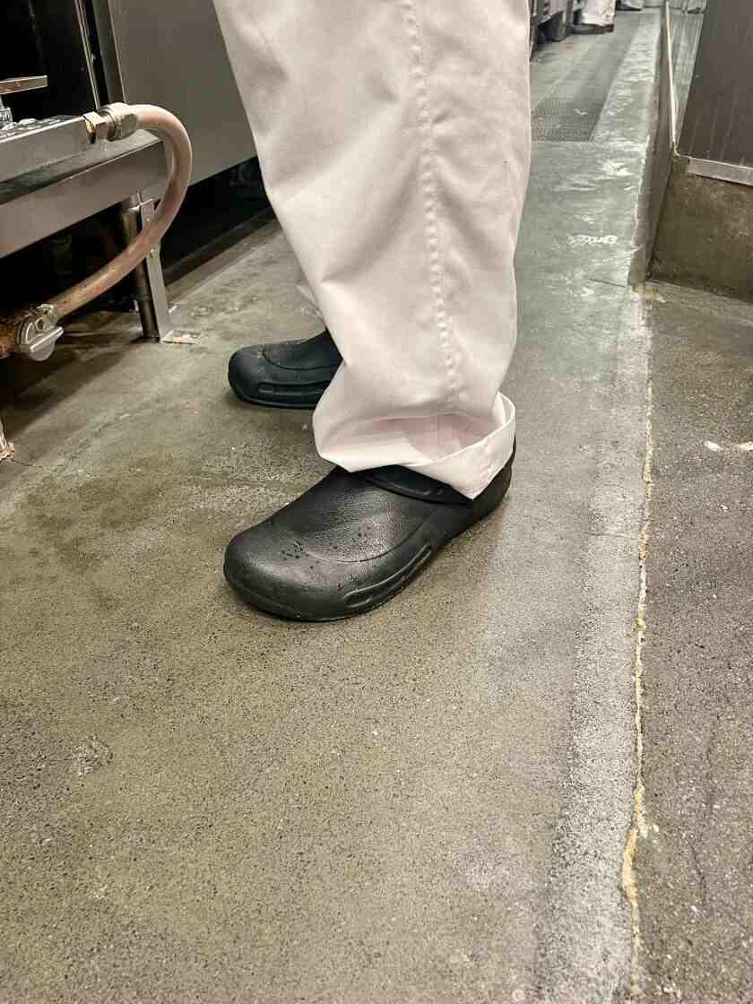 ラーメン家がんくろ 武蔵小山店の制服4