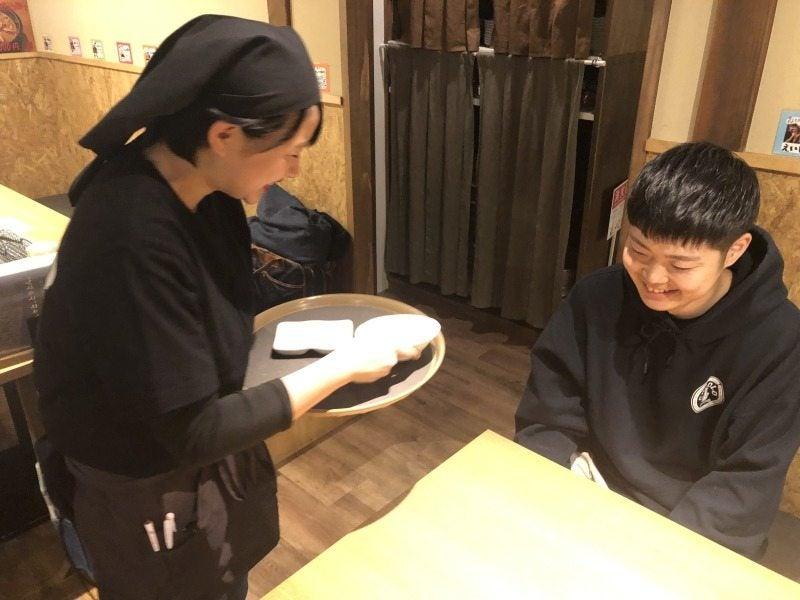 大衆焼肉居酒屋とりとん 豊橋店の仕事画像3