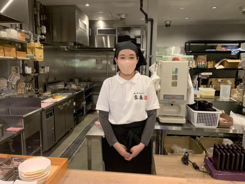 かつ丼・とんかつ 家康の制服1