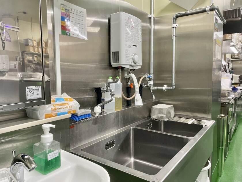 直売所 純 嘉穂店 カホテラス かほ兵衛の台所内の制服1