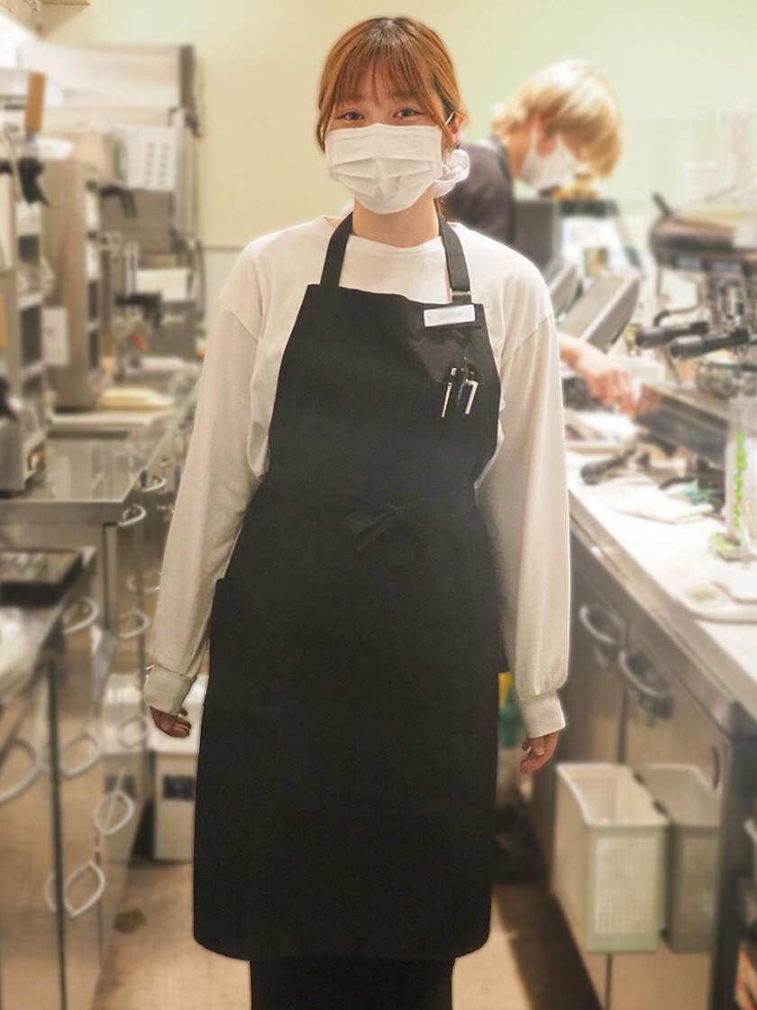 エクセルシオール 人形町店の制服1