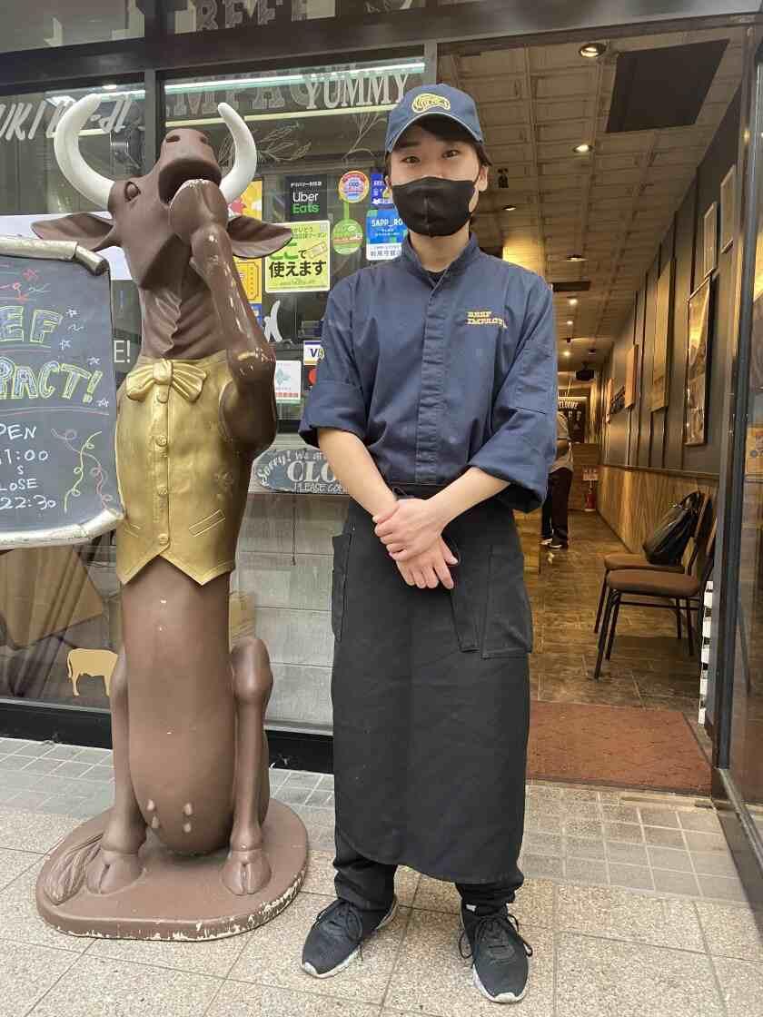 BEEF IMPACT 千歳店の制服1