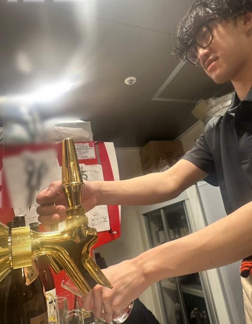 室蘭やきとり 鳥辰 大通店の制服2