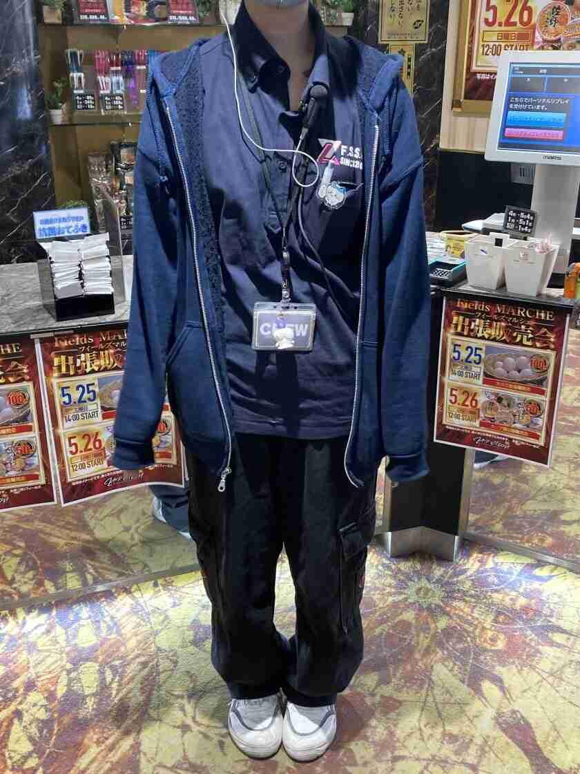 ZAP 大船店の制服3