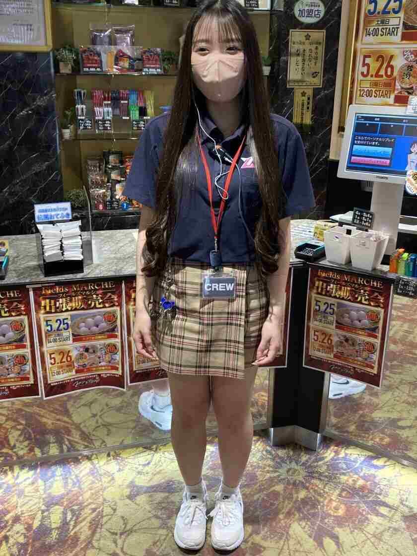 ZAP 大船店の制服1