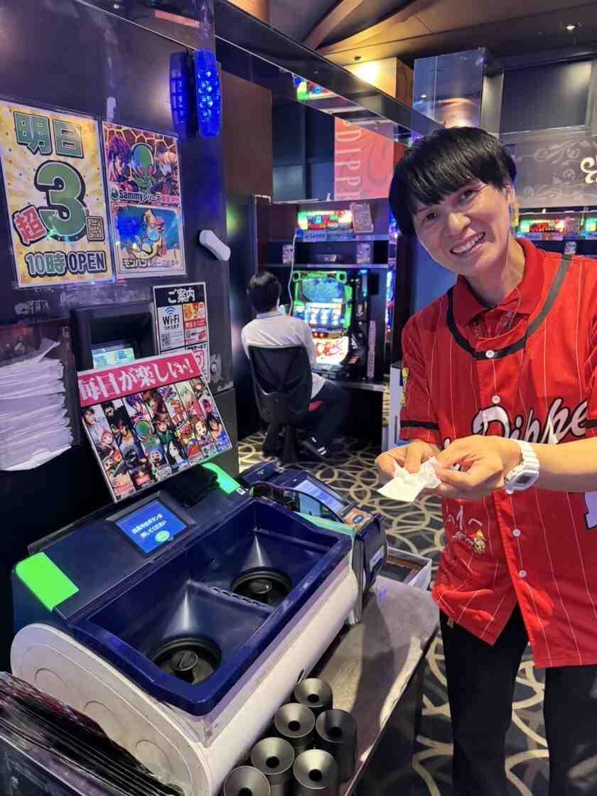 ビックディッパー新橋1号店の制服1