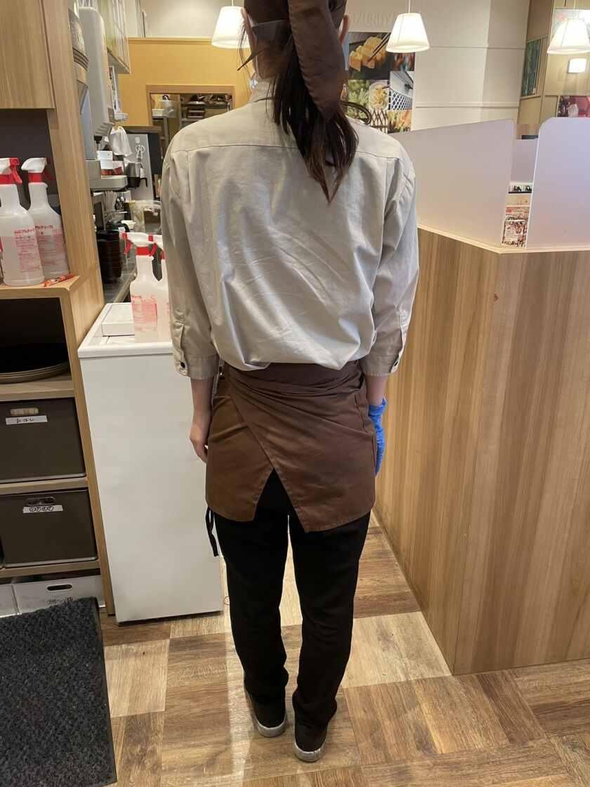 つづるや セブンパーク 天美店の制服2