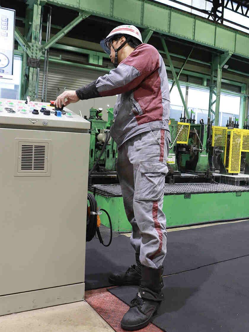 株式会社中山製鋼所の制服2