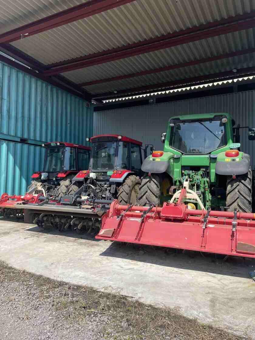 株式会社環境システムズ の制服3