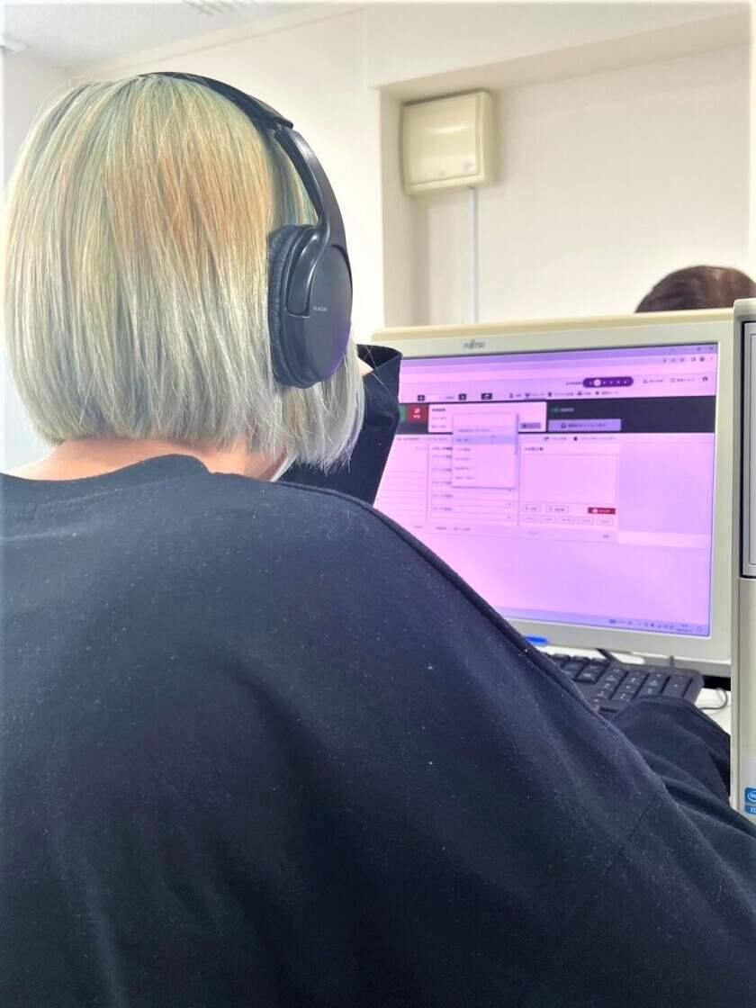 株式会社Life Innovationの制服2