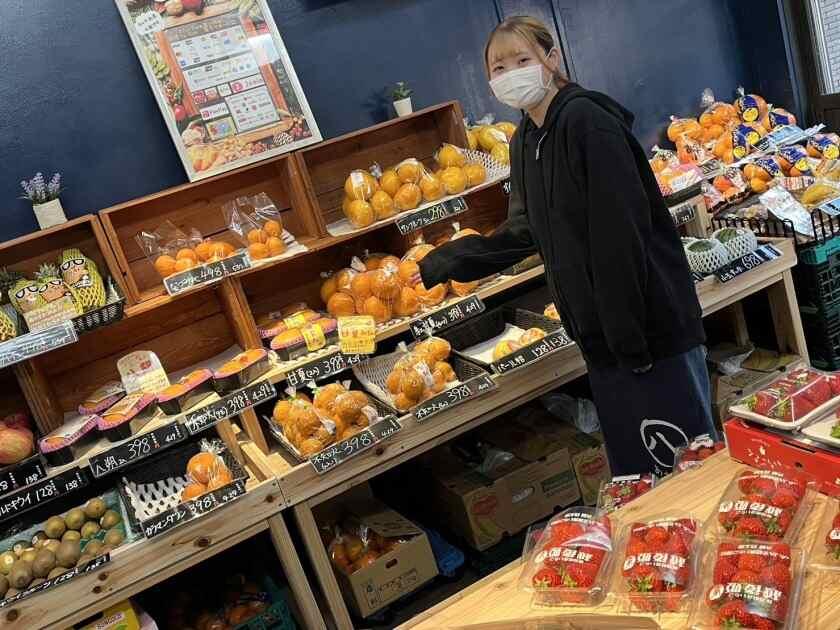 あおもの屋 京成小岩店の制服1