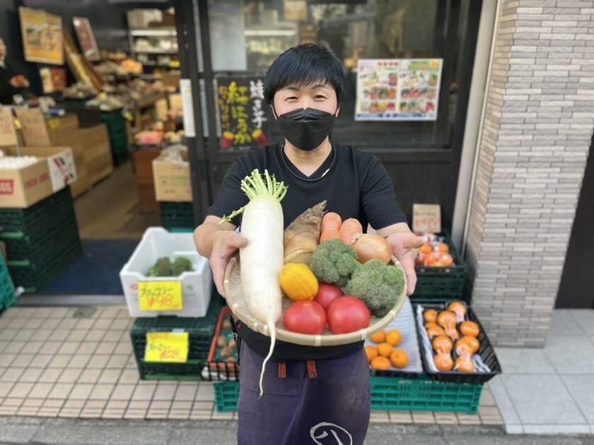 あおもの屋 京成小岩店の制服2