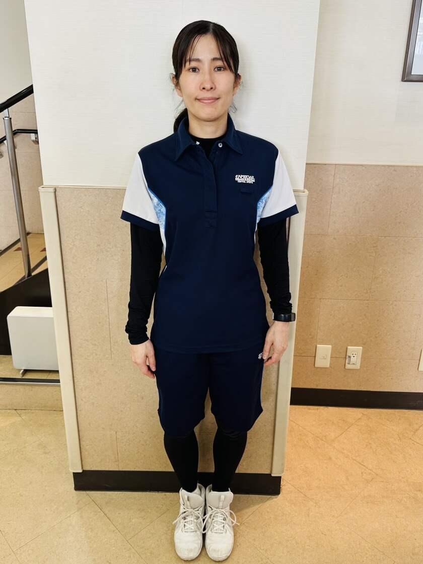 セントラルウェルネスクラブ成瀬店の制服1