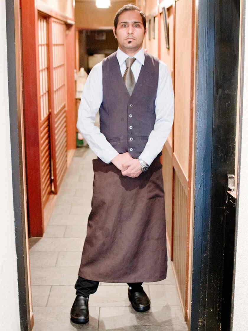 梨の家 五反田店の制服2