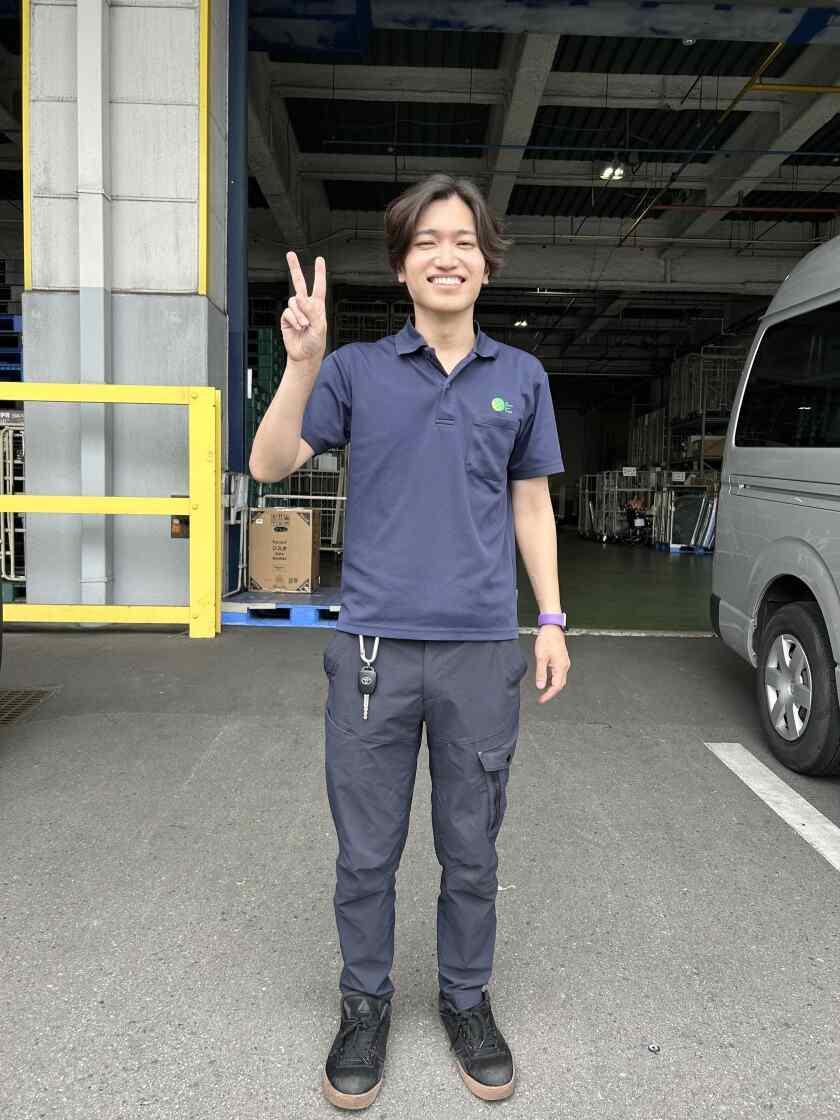 株式会社日本ケアサプライ 大阪営業所の制服1