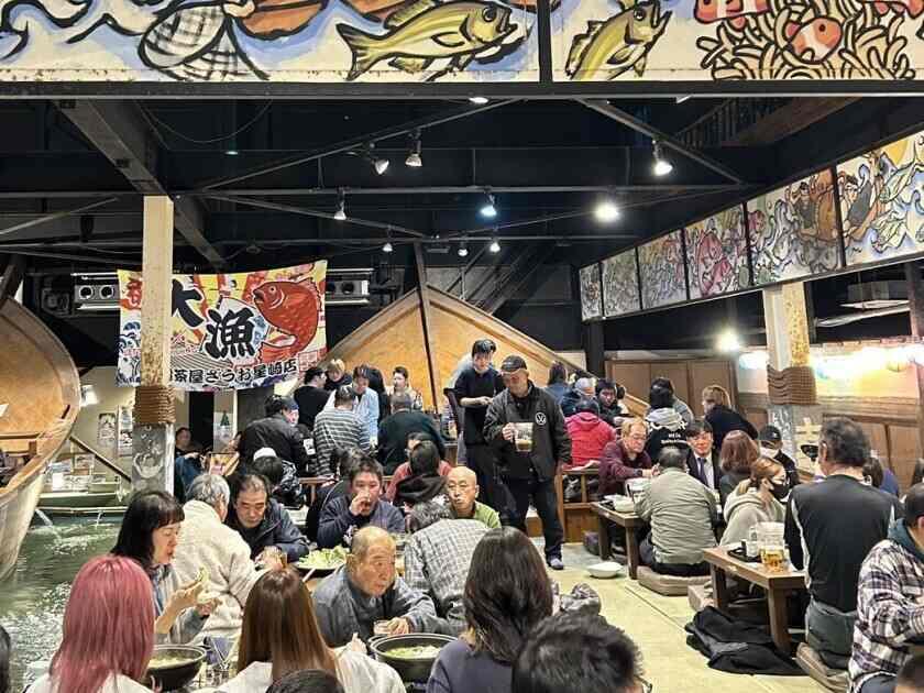 株式会社アイアールの制服3