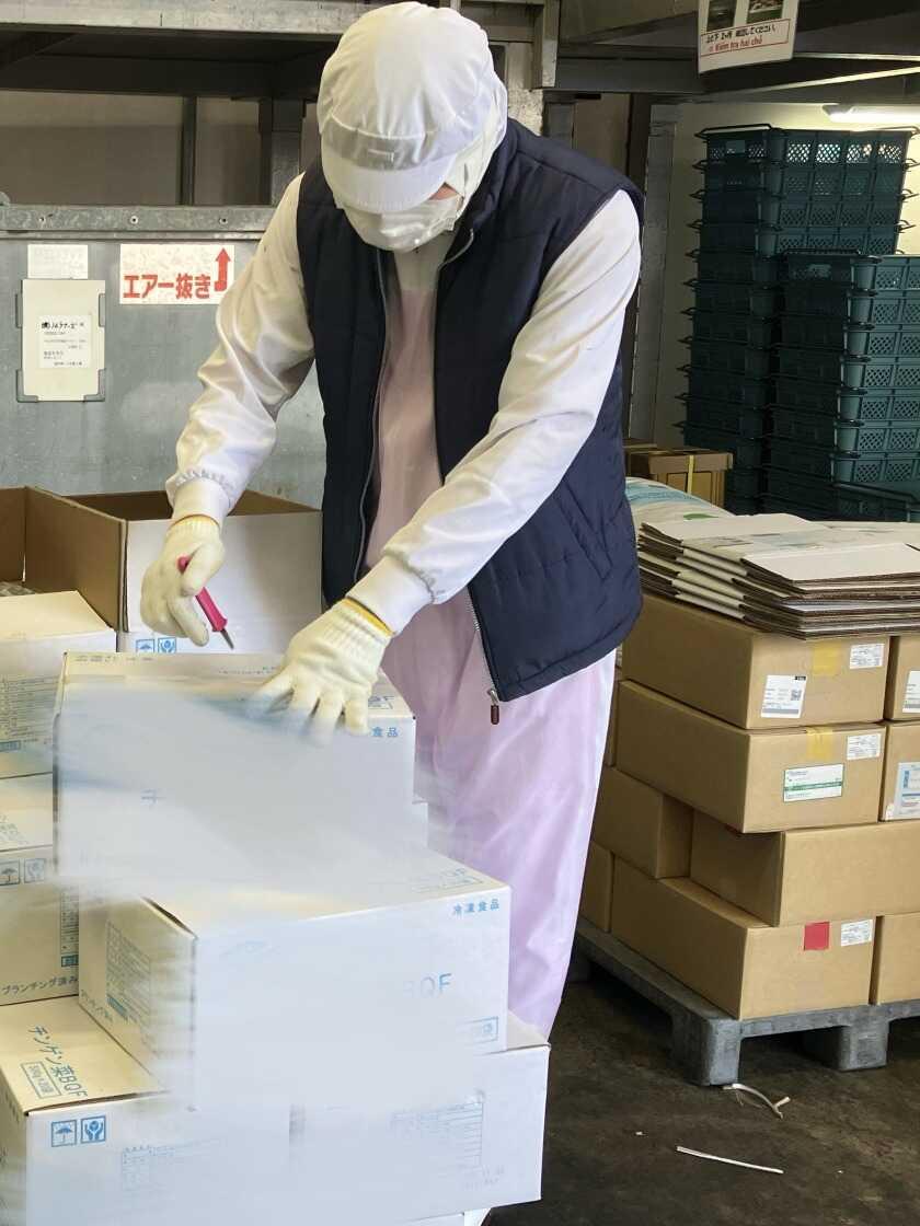 三笠ヒューマンテクノ株式会社の制服3