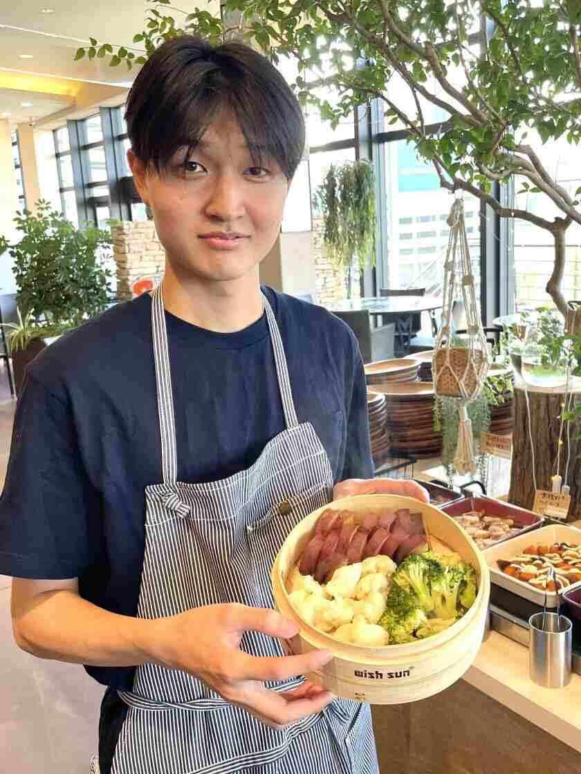 PIZZA & VEGETABLE GARDEN DELIRANTEの制服1