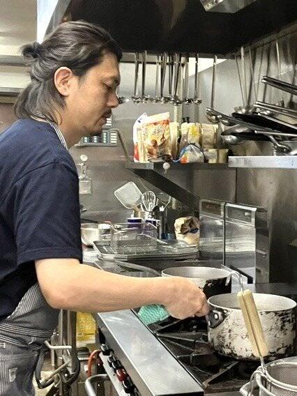 PIZZA & VEGETABLE GARDEN DELIRANTEの制服8