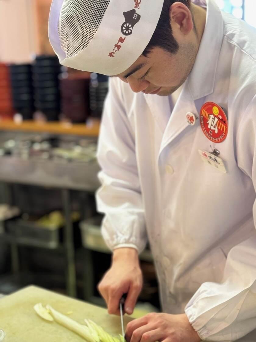 そば茶屋吹上庵 吉野店の制服2