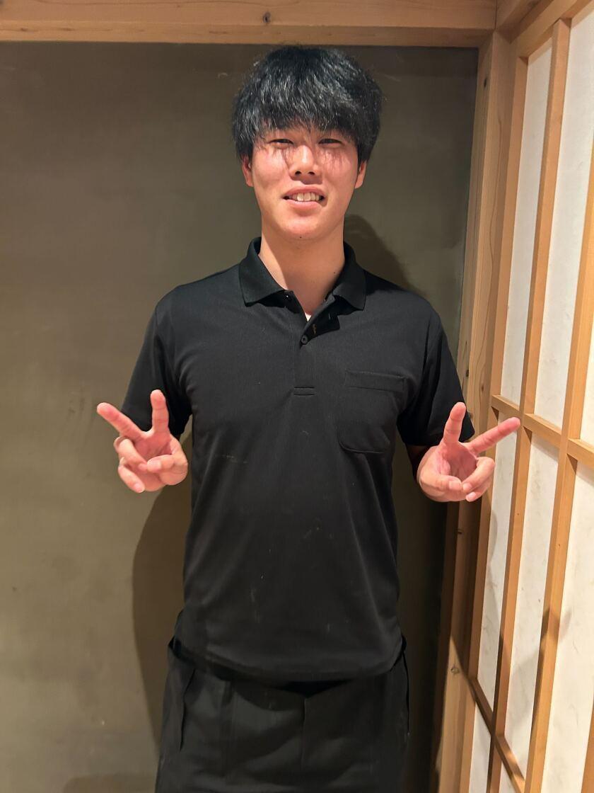 肉匠 牛次郎 福島駅前店の制服1
