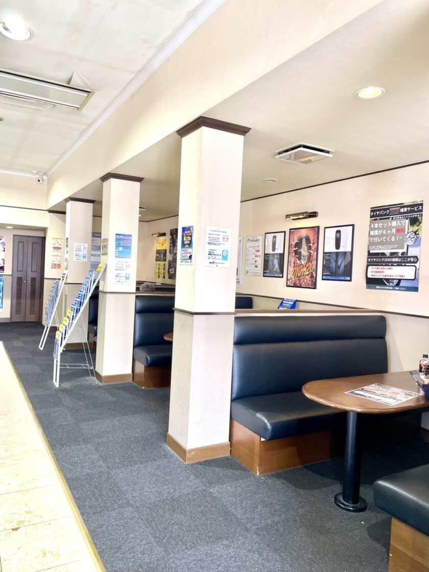 【株式会社ZERO】営業社員募集の制服6