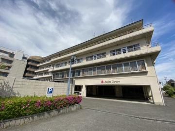 老人保健施設アゼリアガーデンの仕事画像1