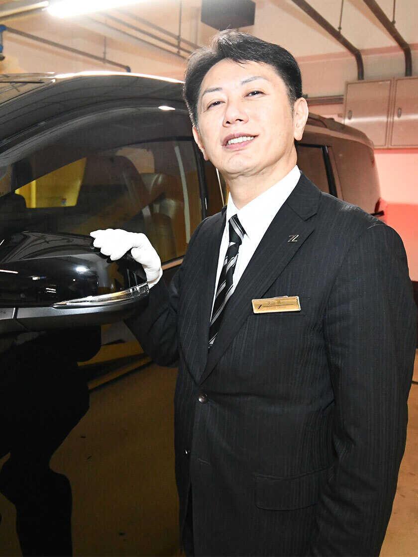 株式会社Zの制服1