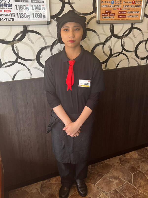 餃子の王将 ビエラ甲子園口店の制服3