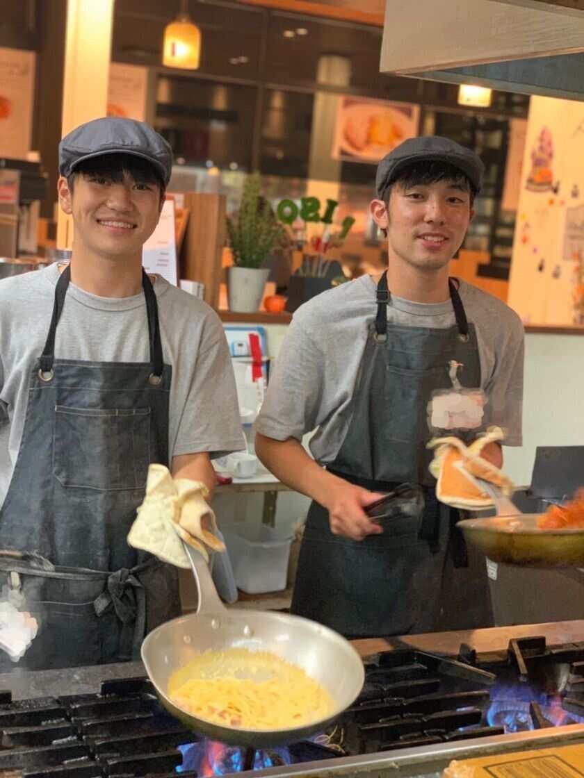 ピソリーノ_賀来店の制服1