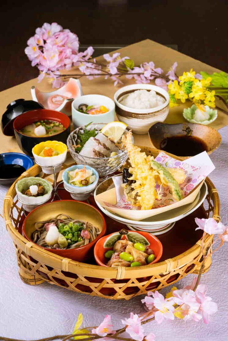 毘沙門天_萩原店の制服3