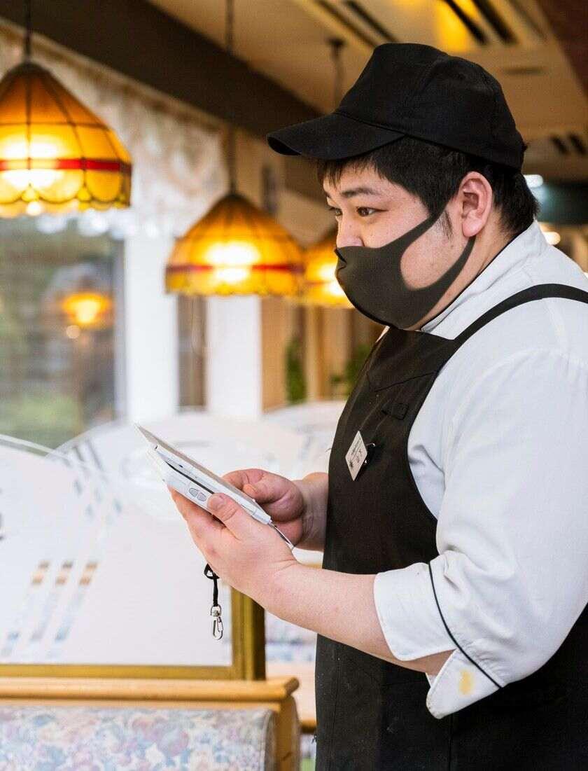 レストラン暖家の制服3