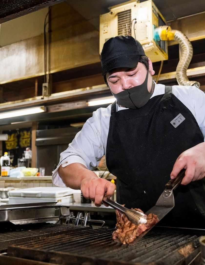 レストラン暖家の制服2