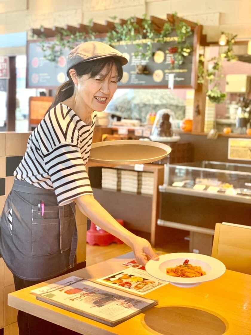 ピソリーノ_賀来店の制服1