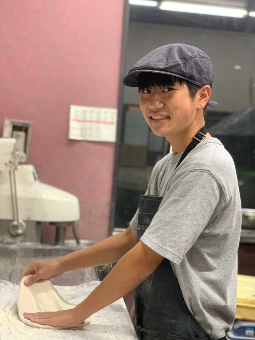 ピソリーノ_明野店の制服2