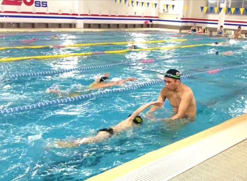 レオスイミングスクール 岡崎校の制服2