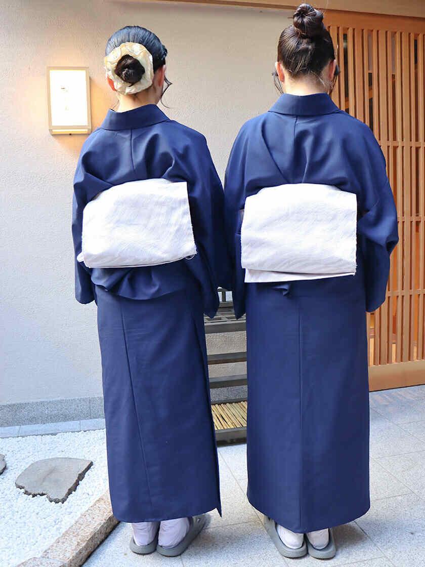 京都つゆしゃぶCHIRIRI 品川店の制服2