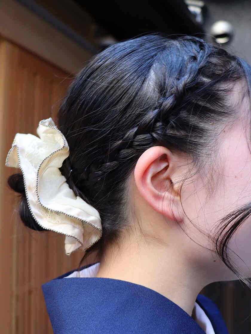 京都つゆしゃぶCHIRIRI 品川店の制服4