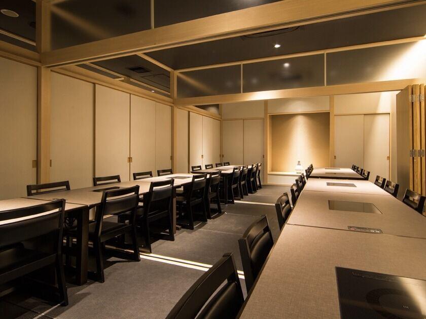 京都つゆしゃぶCHIRIRI 梅田店の制服7