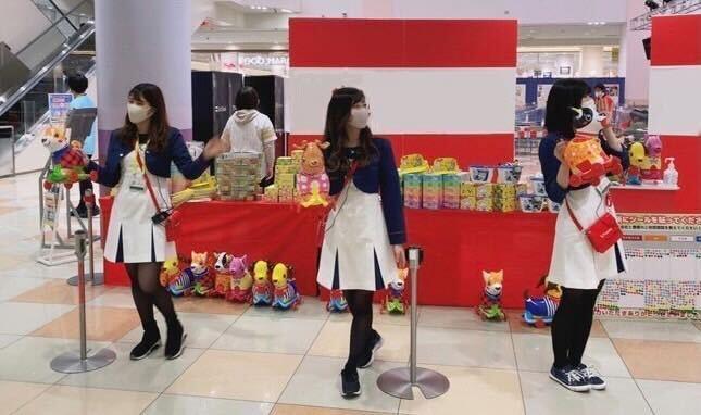 株式会社カレラプロモーションの制服5