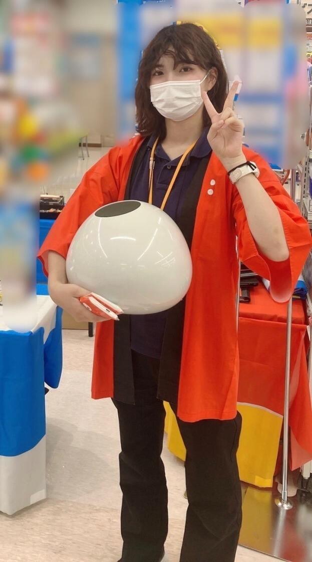 株式会社カレラプロモーションの制服4