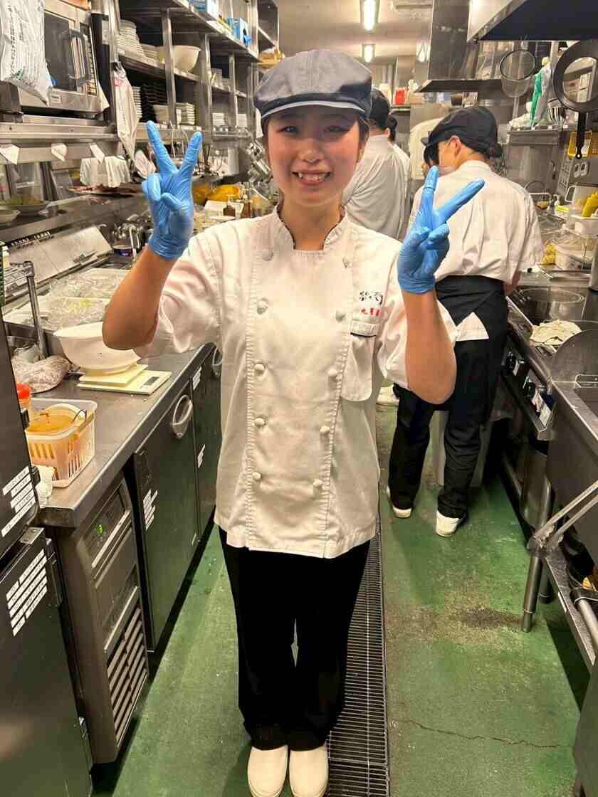 徳寿 八軒店の制服2