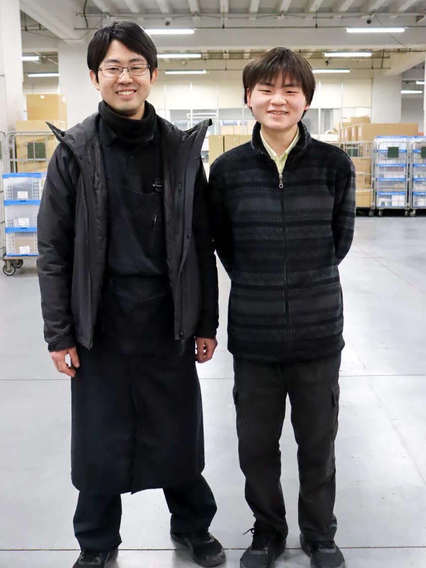 株式会社フォーエスコーポレーションの制服1