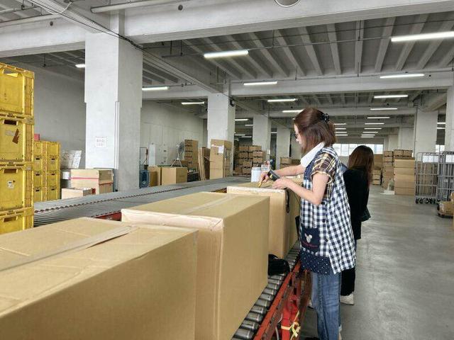 【未経験OK】主婦活躍中★土日休み/週4日OK!品出しなどの軽作業(軽作業・物流、一宮市)のイメージ画像
