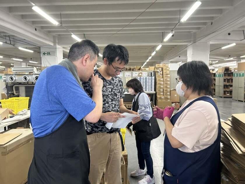 株式会社フォーエスコーポレーションの制服3