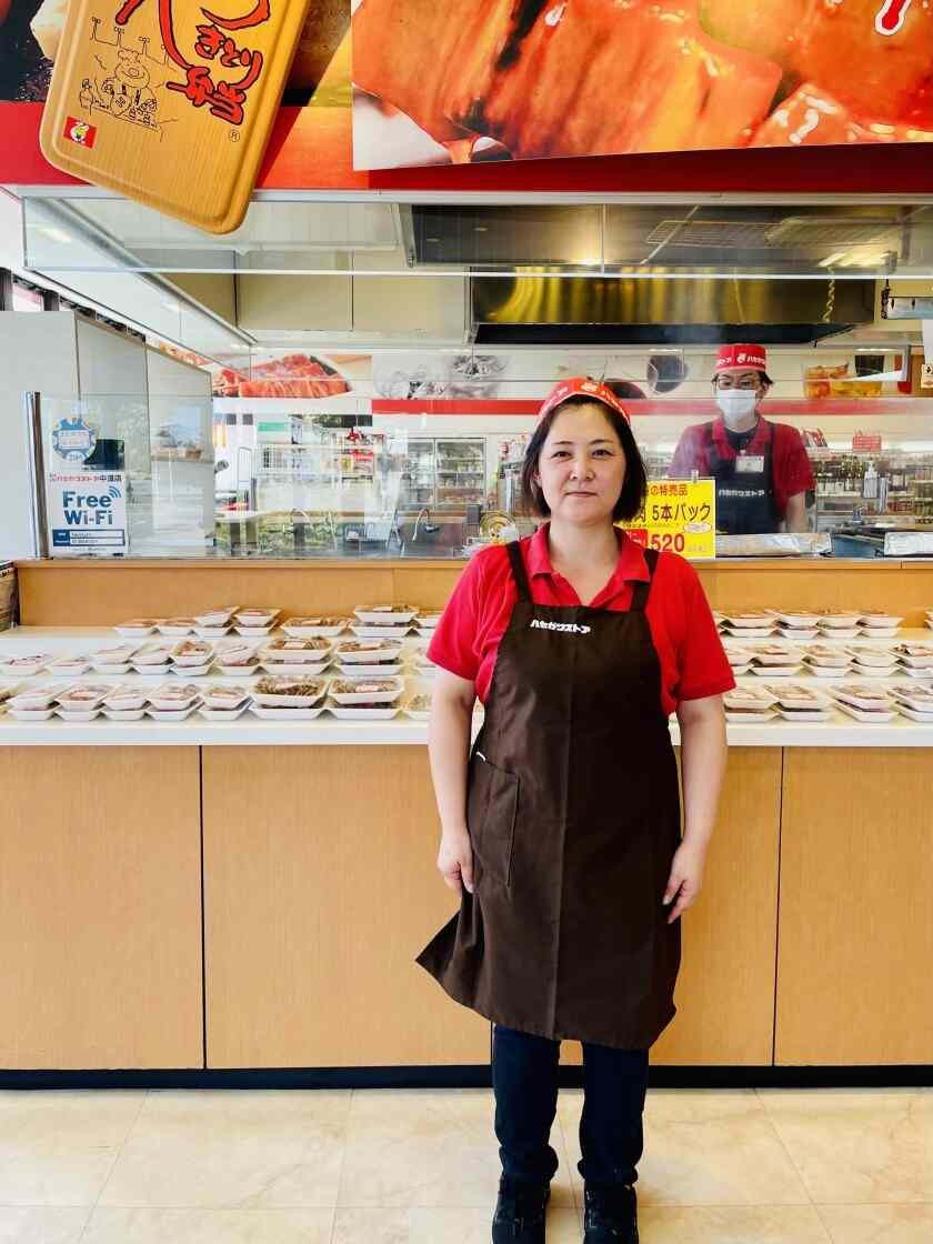 ハセガワストア 湯の川店の制服1