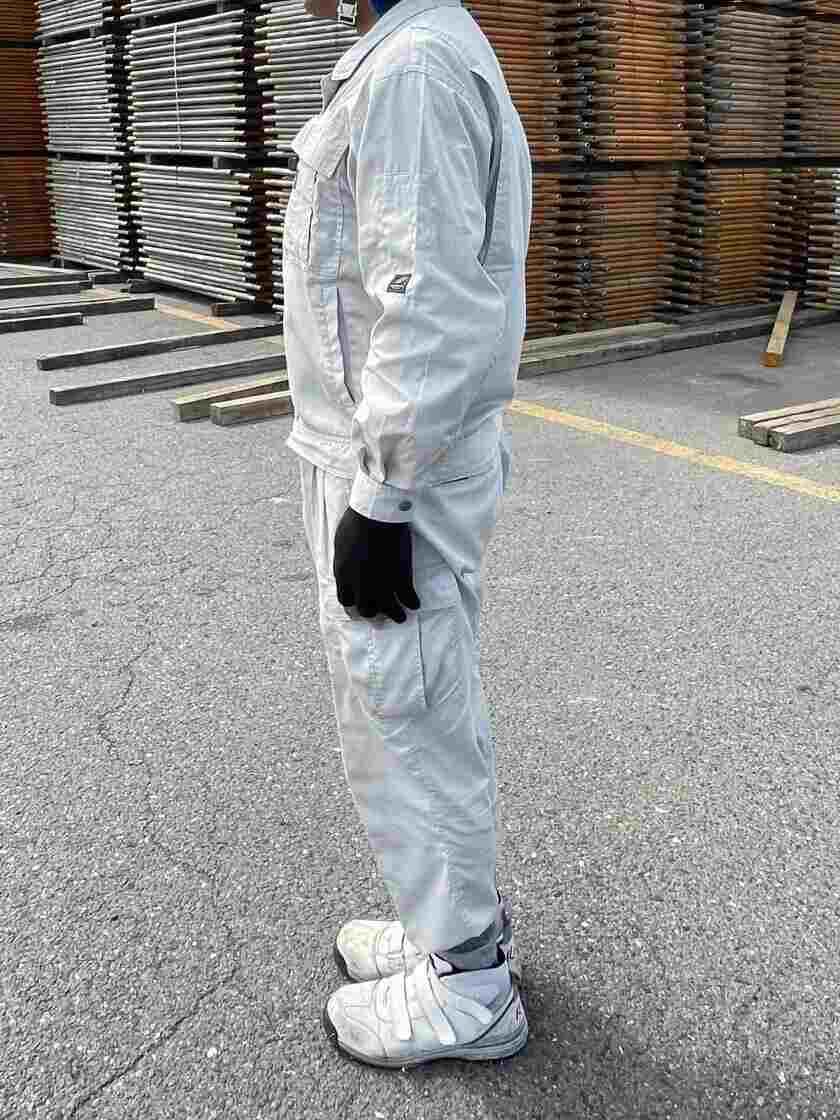 新日本リース株式会社の制服5