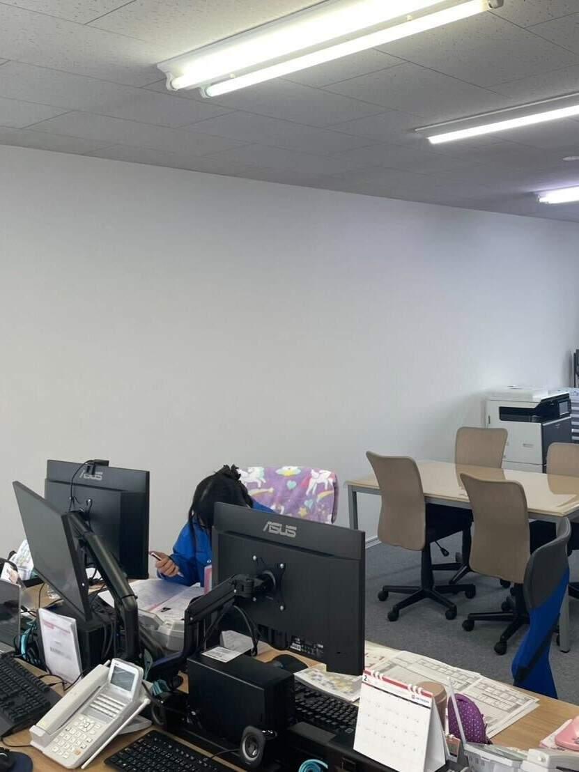 株式会社国商運輸の制服4