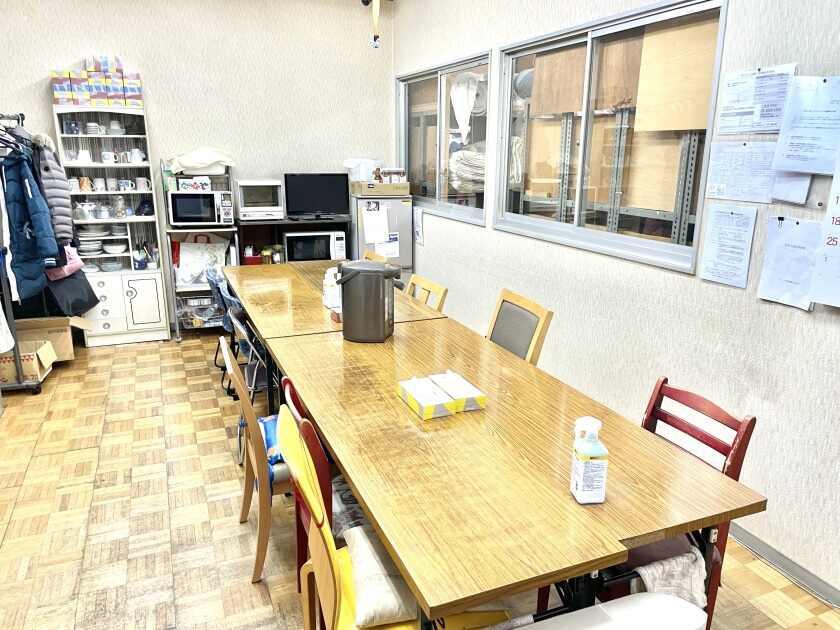 フジハル商事株式会社の制服1